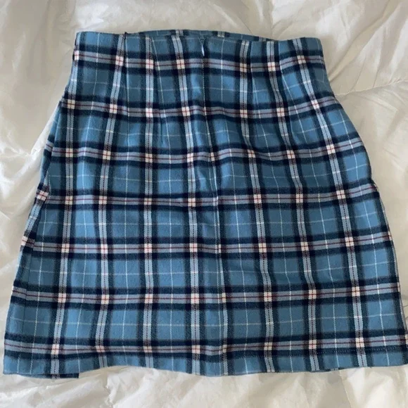 Pacsun Plaid Skirt - Picture 2 of 2